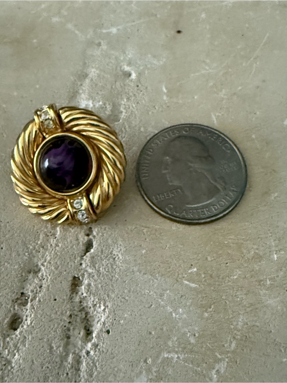 Givenchy Gold-plated Rope Circle Earrings with Purple Cabochons - Picture 5 of 5